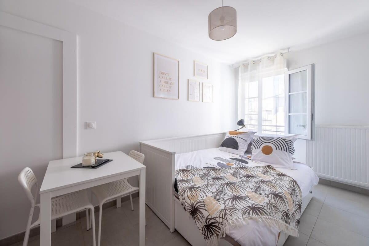 S5 Disney Studio Appartement Cosy Serris Exteriör bild