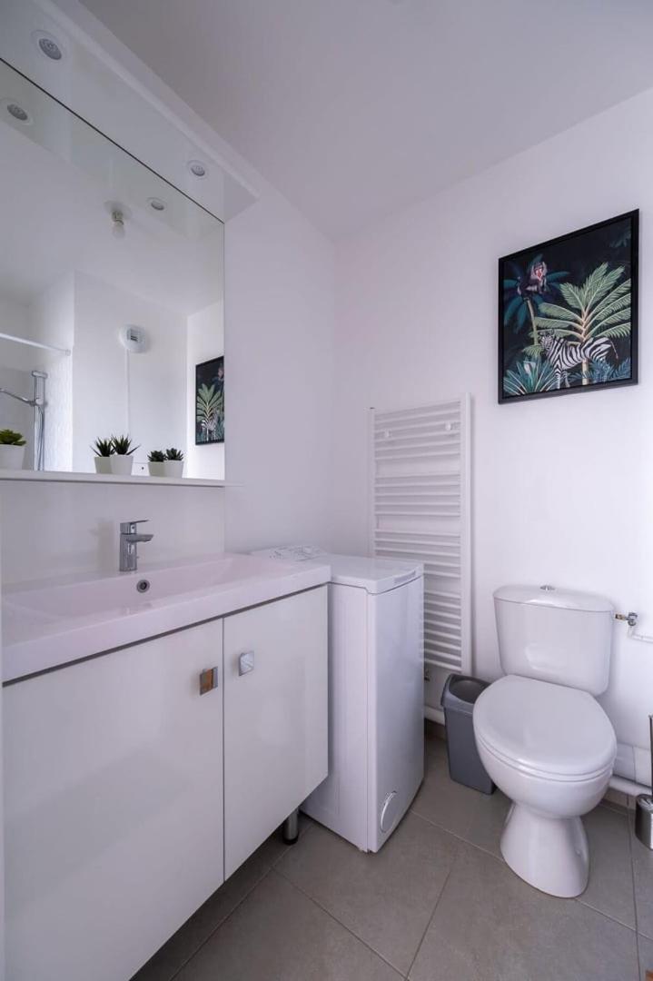 S5 Disney Studio Appartement Cosy Serris Exteriör bild